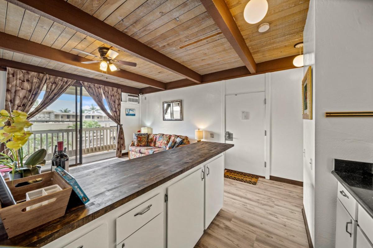 Newly Upgraded 1Br Unit Near Beach Max Of 5 Guests Kailua-Kona Exterior photo